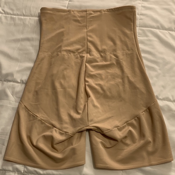 Miracle suit - Picture 6 of 9